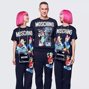H&M Moschino black tshirt size small